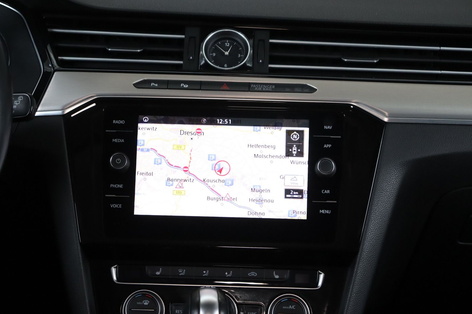 Fahrzeugabbildung Volkswagen Passat Variant 2.0 TDI Highline BlueMotion DSG