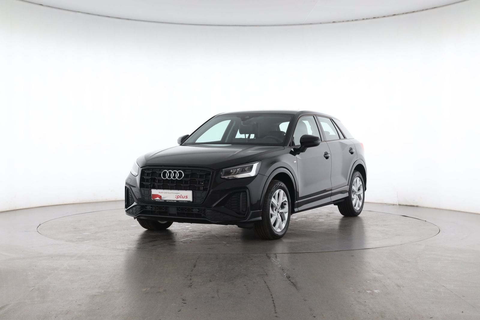 Audi Q2 30 TDI S tronic S line | AHK | MMI NAVI+ imagem 2