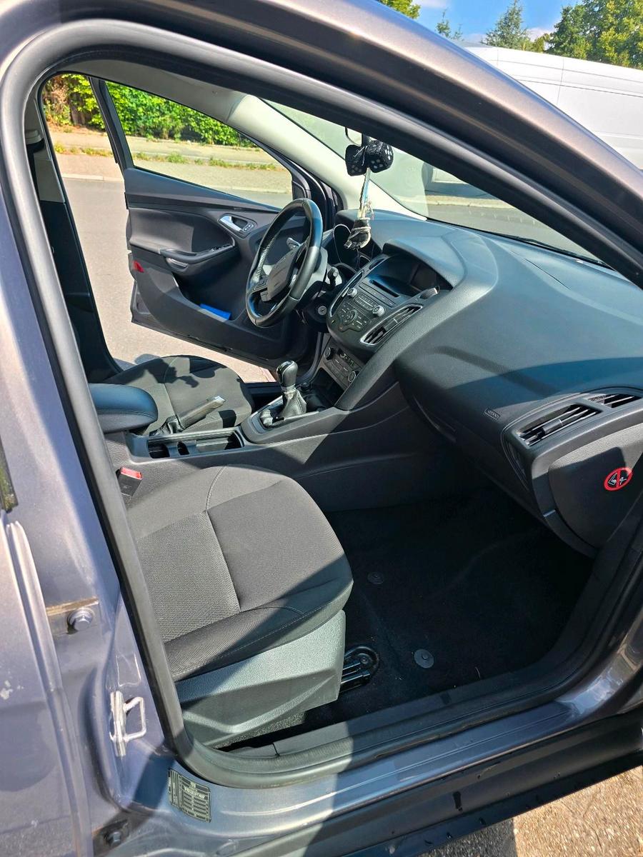 Ford Focus 2015 — photo 6