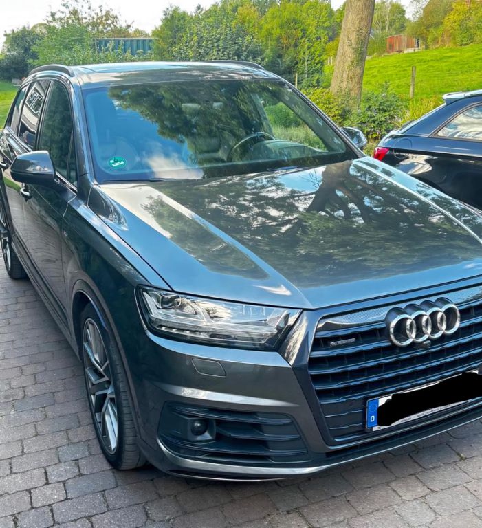 Image of Audi Q7
