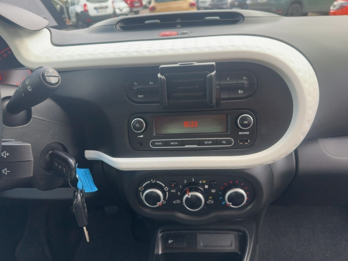 Fahrzeugabbildung Renault Twingo LIMITED SCe 75 Start & Stop Klina