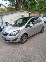 Opel Meriva B Color Edition - Opel Meriva: Color Edition
