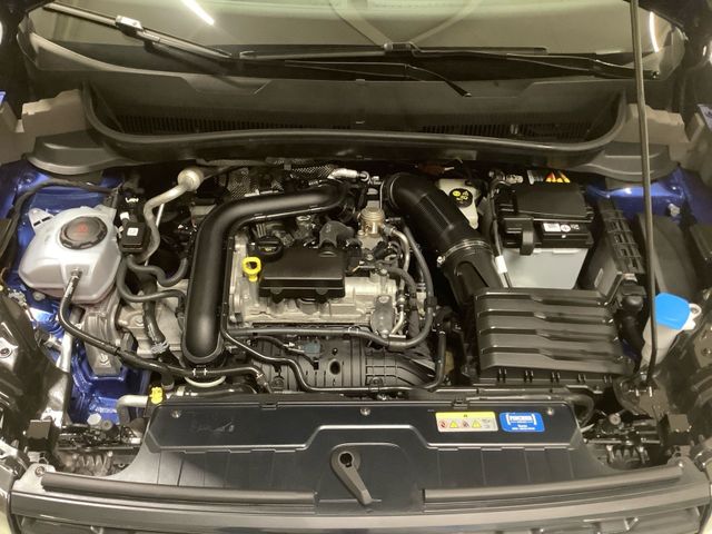 T-Cross ACTIVE TSI  LED, ACC, Navi, SHZ, AppConn