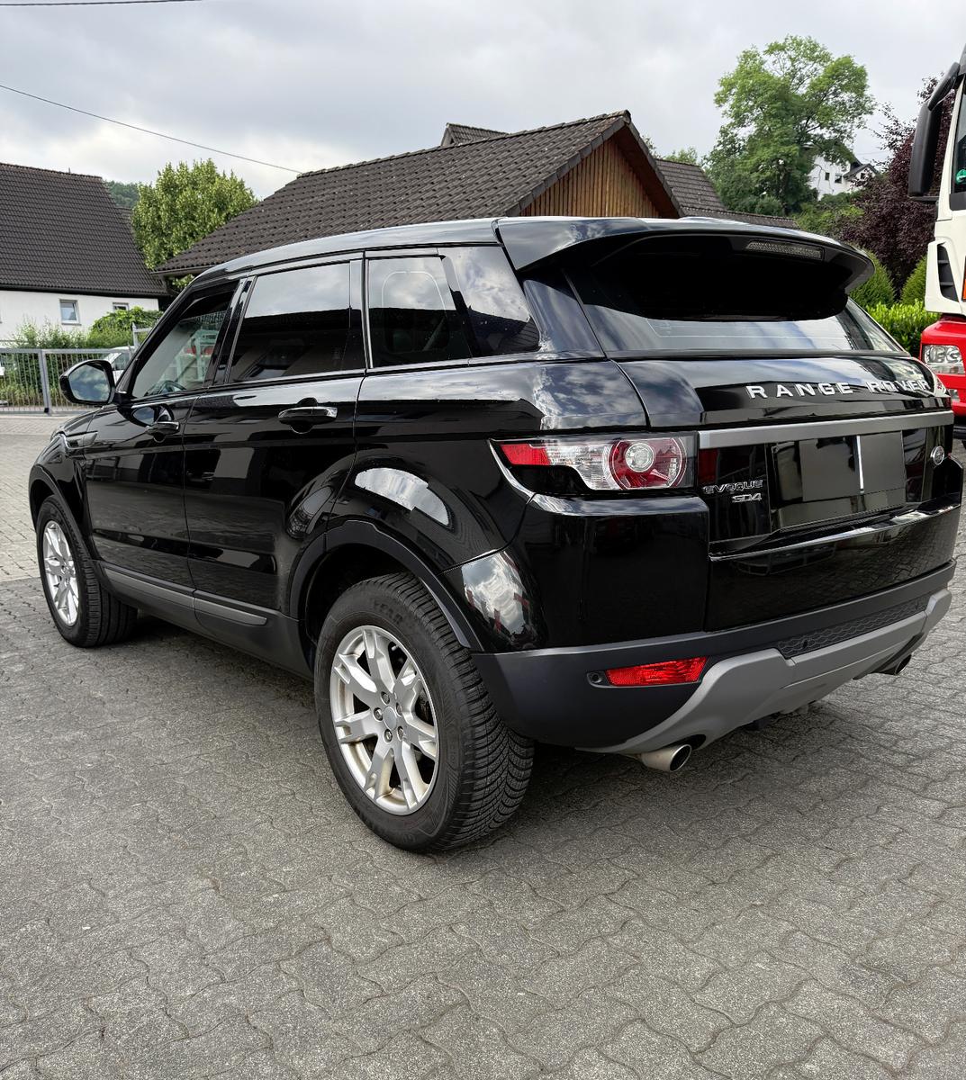 Land Rover Range Rover Evoque 2.2 SD4 Black Dynamic Bla...