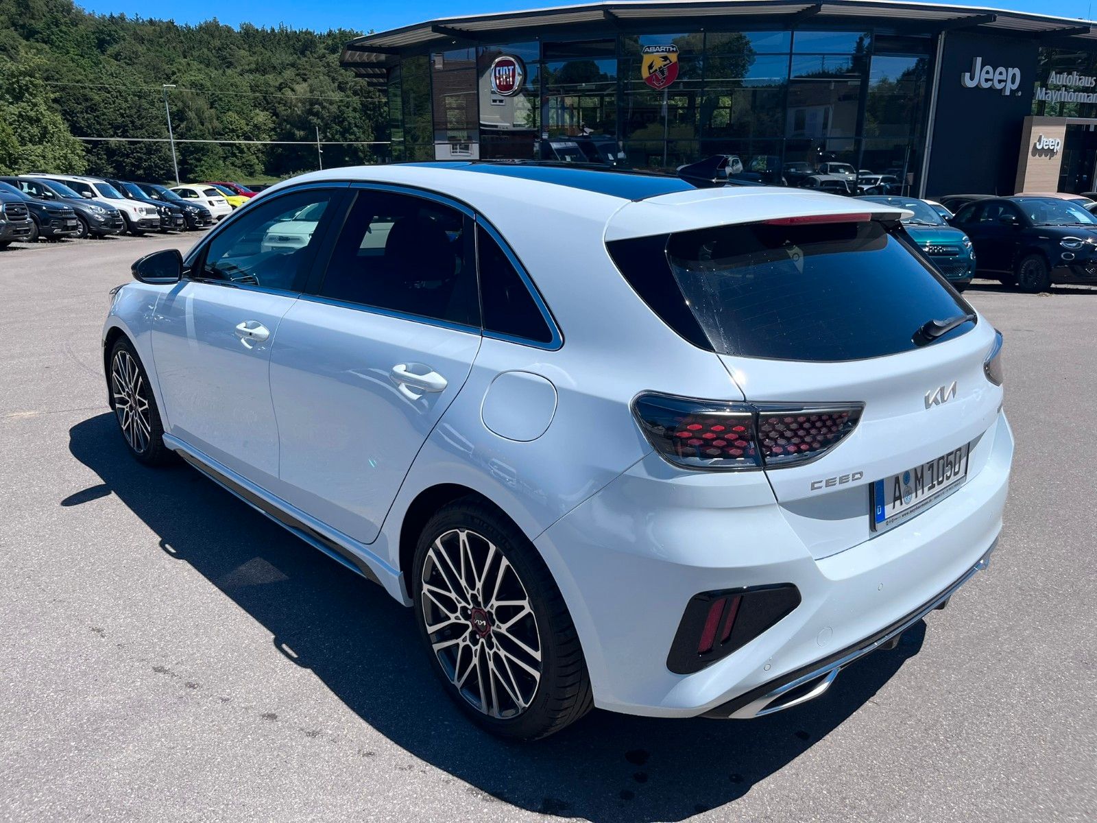 Fahrzeugabbildung Kia Ceed GT-line Leder Pano 140PS digital uvm.