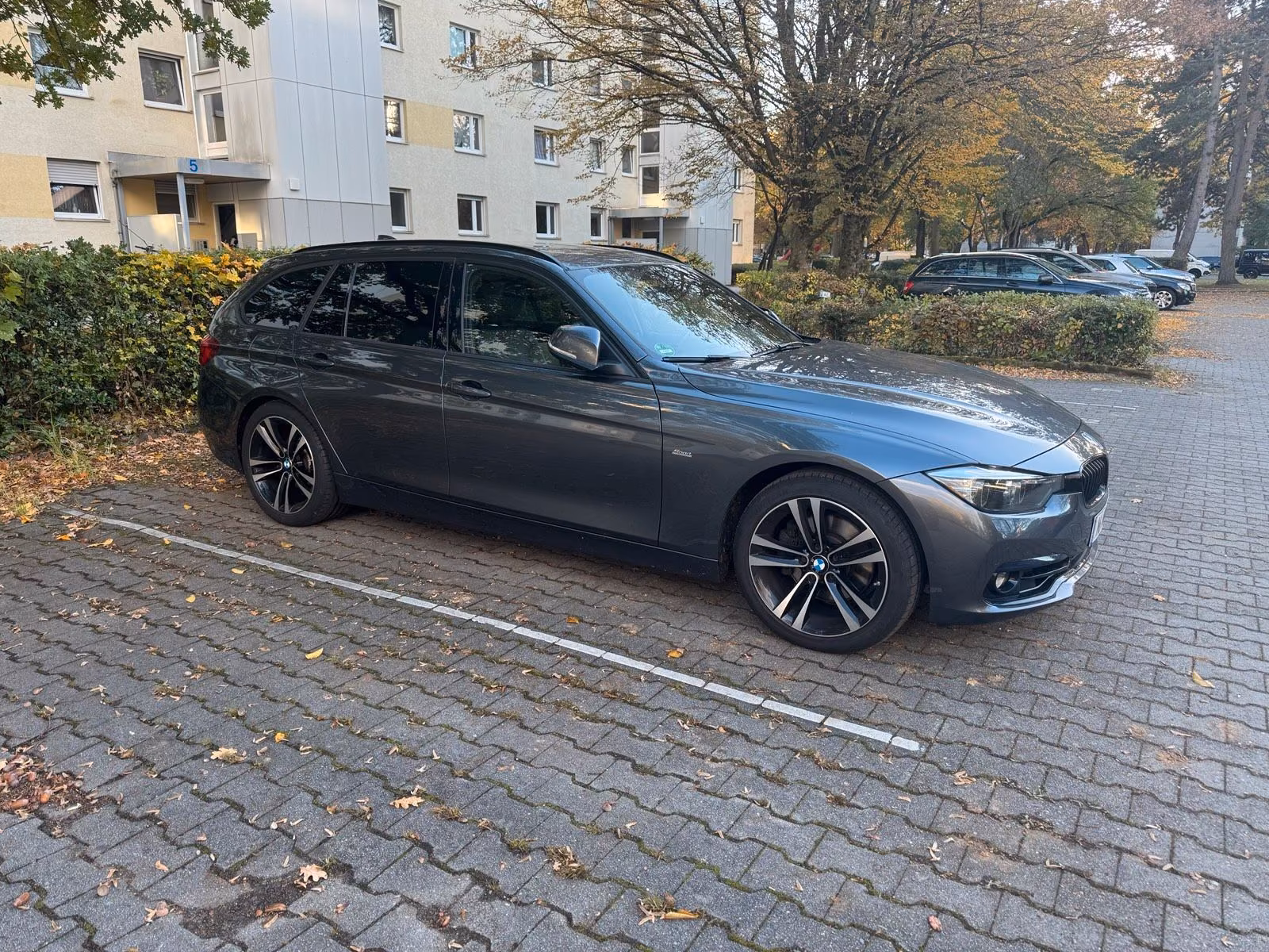 BMW 330