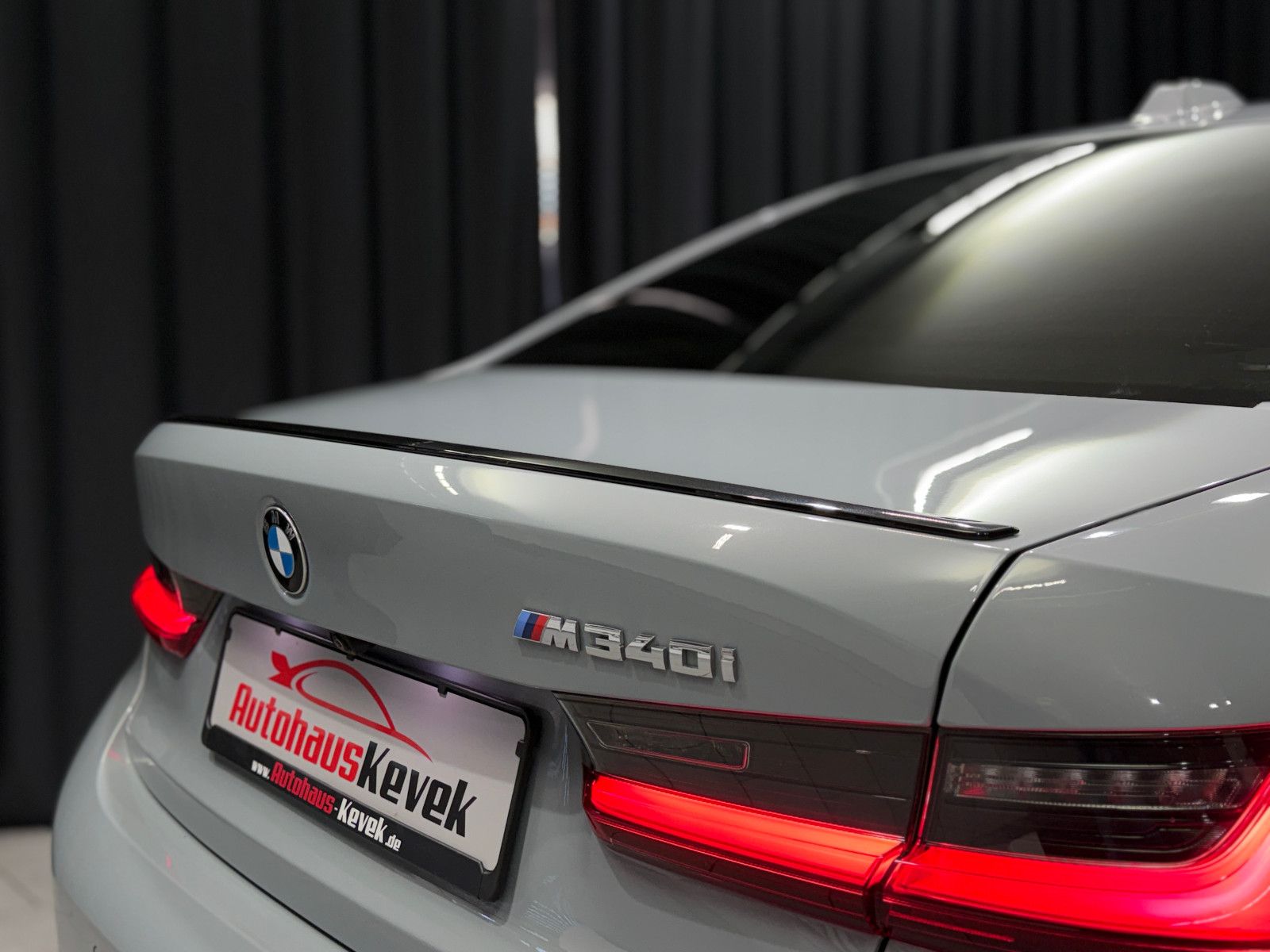 Fahrzeugabbildung BMW M340 i xDrive Limo|M-Sitze|360°|H&K|HuD|VOLL