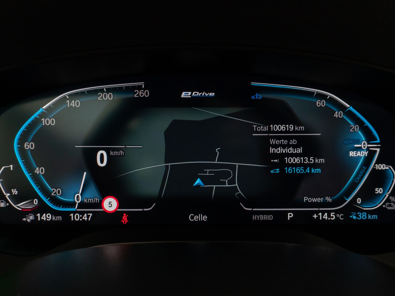 Fahrzeugabbildung BMW 530e Panorama Leder DAB H/K WLAN Stop&Go Alarm