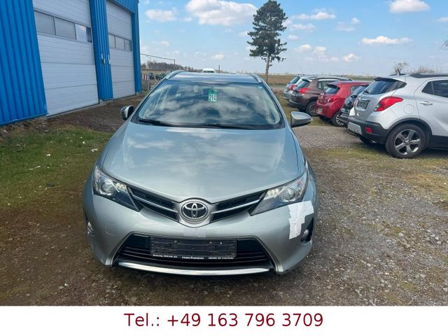 Toyota Auris Touring Sports Basis