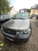 Ford Maverick 2,3 l 4x4 Highclass Tüv Neu - Ford Maverick mit Schiebedach