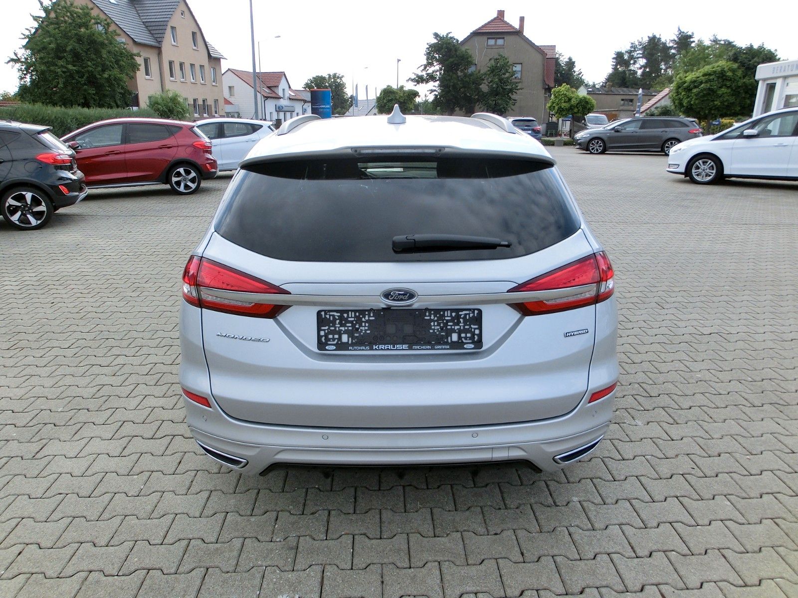 Fahrzeugabbildung Ford Mondeo Turnier Hybrid ST-Line