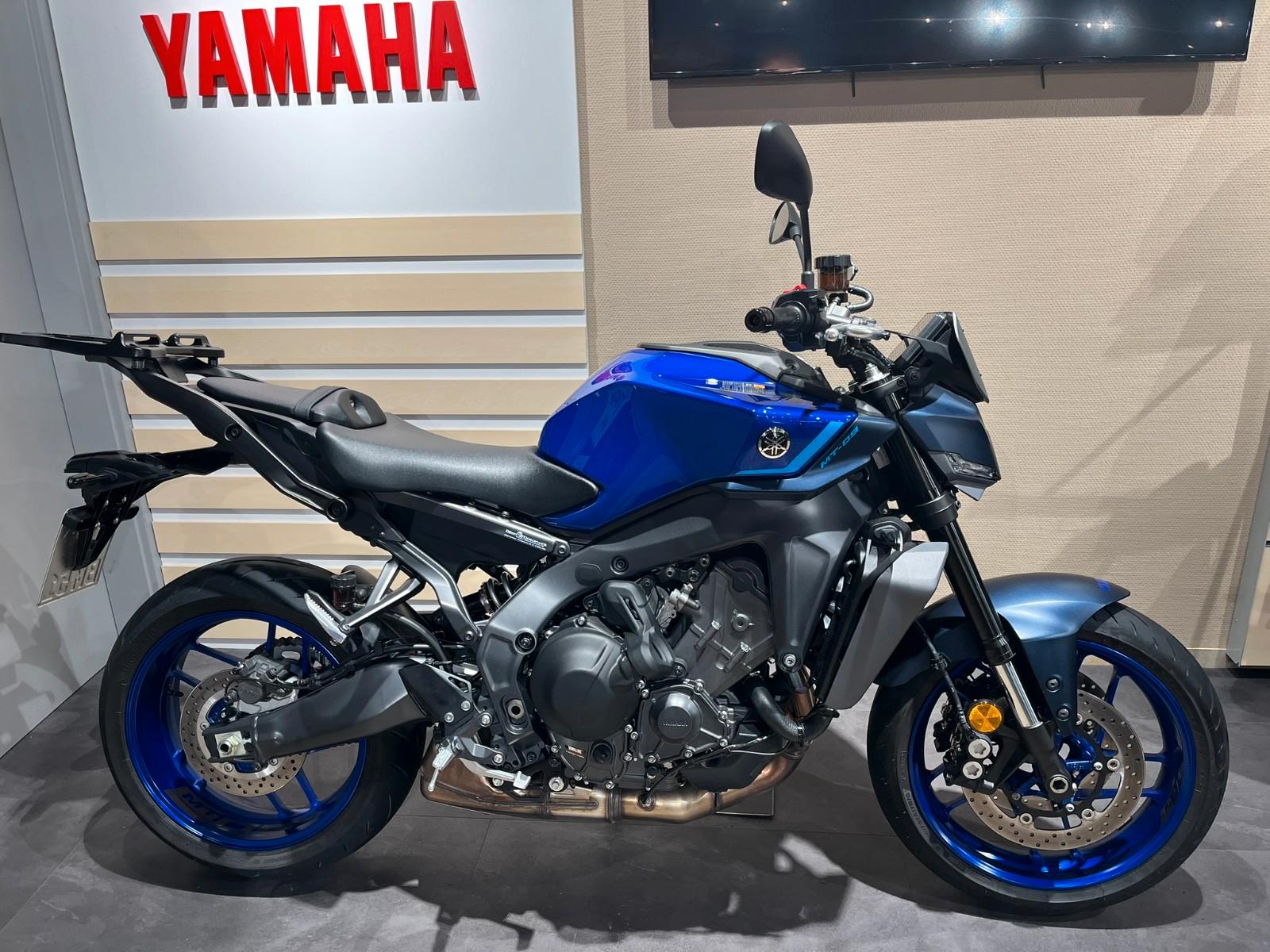 Yamaha MT-09 Y-AMT *mit Zubehör*Hinterreifen neu*