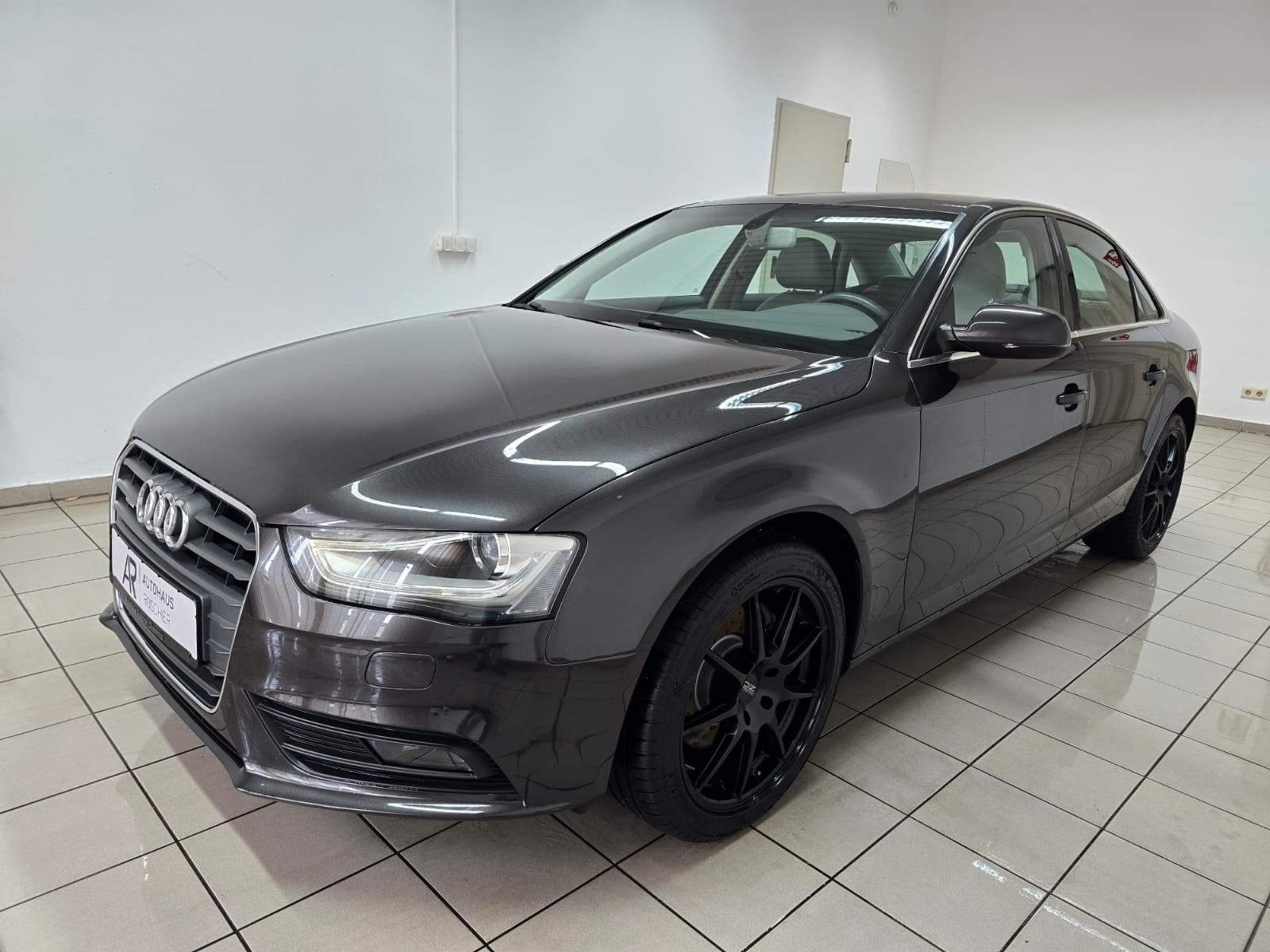 Audi A4 Lim. Ambiente quattro Xenon MMI Navi Plus GRA