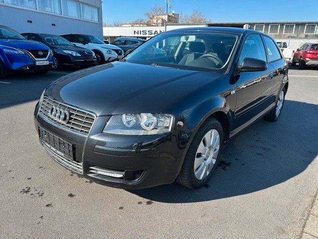 Audi A3 1.6 FSI Attraction/Klima/Sitzheizung