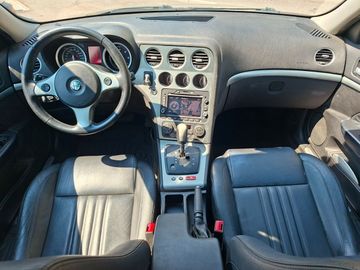 Alfa-Romeo 159 - 10