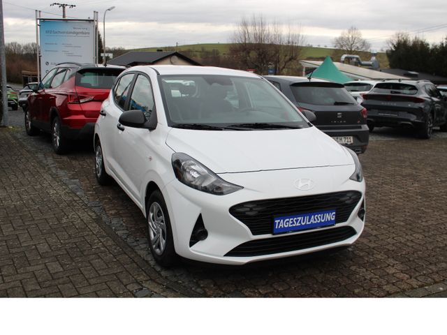 Hyundai i10 1.0 GO-KLIMA-NAVI-PDC+Kamera-ZV-Fb-eFH-