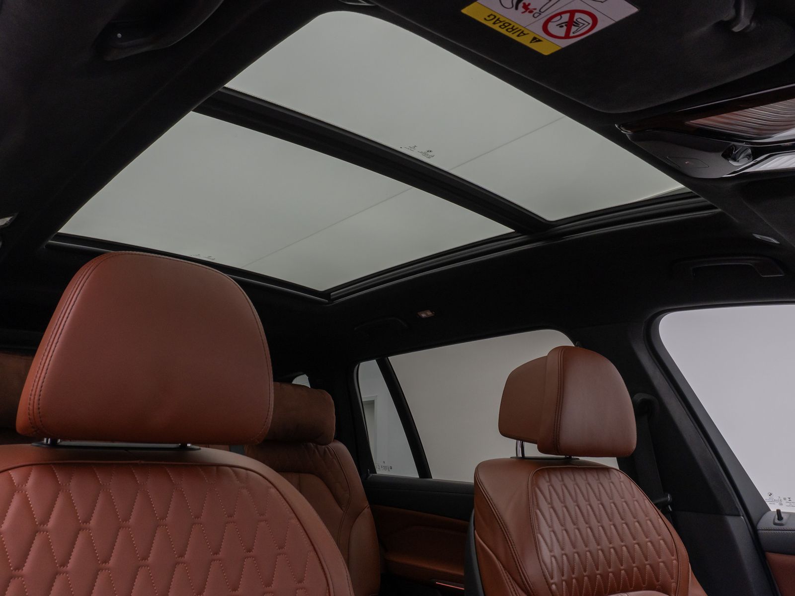 Fahrzeugabbildung BMW X7 xD40d M Sport 360°Laser DAB Individual 22Zoll