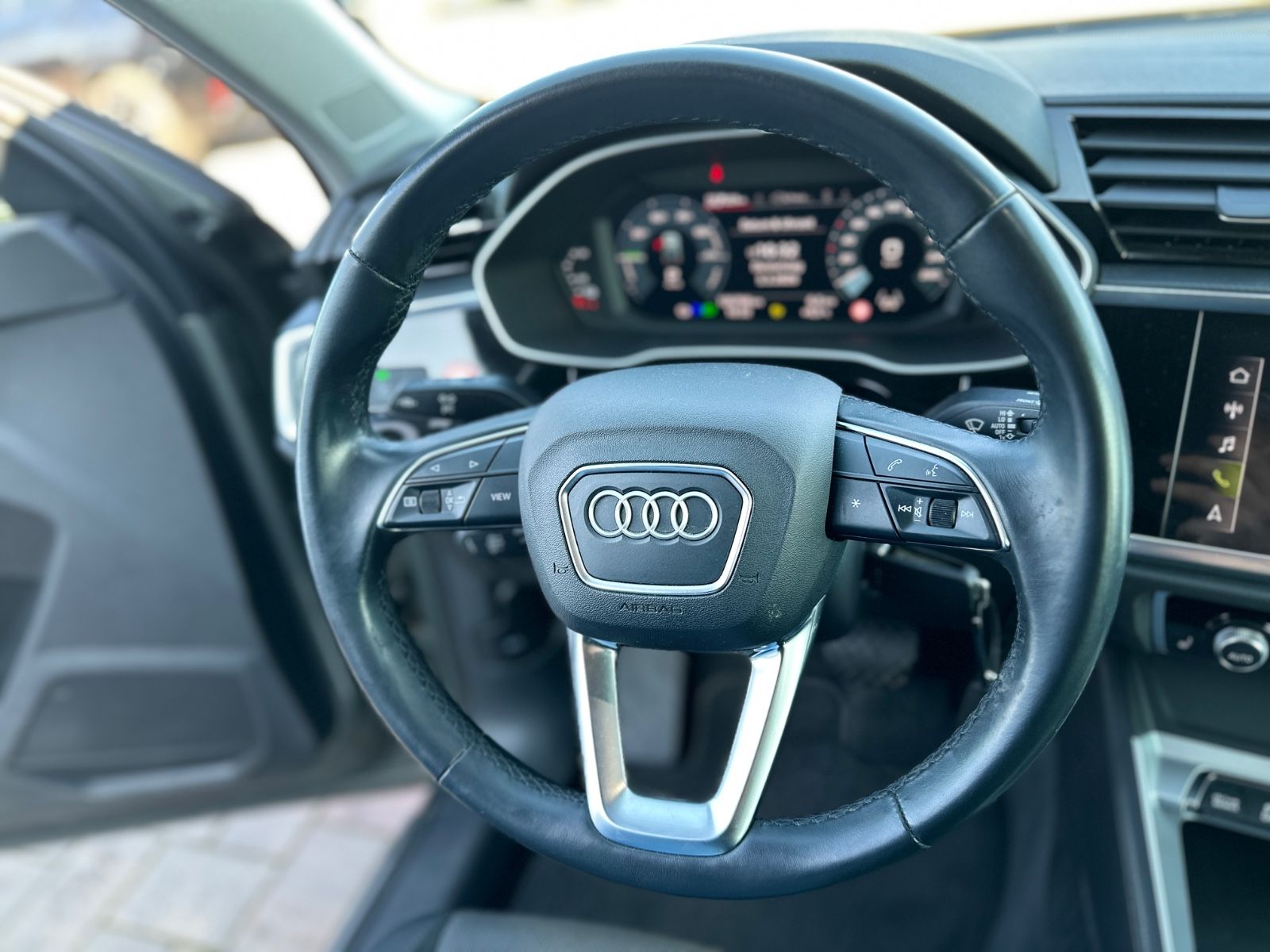 Audi Q3 45 TFSI e Sportback S-LINE*VIRTUAL*AHK*19"ALU foto 16