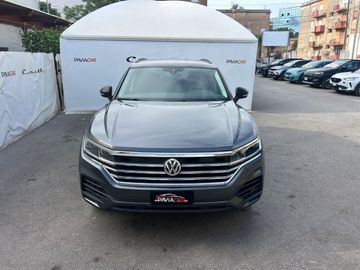 Volkswagen Touareg - 5