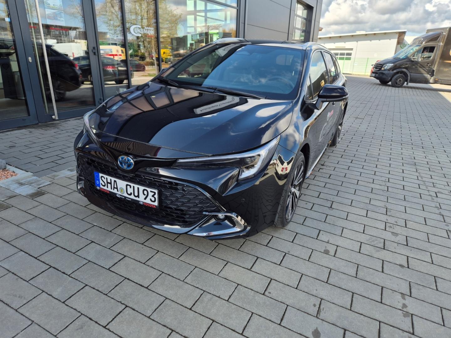 Toyota Corolla 2.0 l Hybrid TS Rückfahrkammera