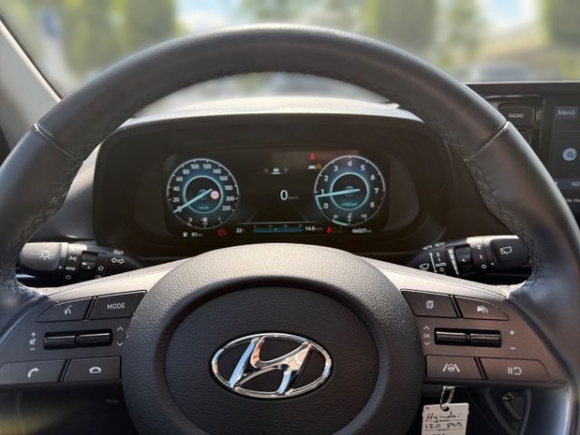Fahrzeugabbildung Hyundai i20 Essential 1.2 T-GDI +CARPLAY+TEMPOMAT+SHZ+RF