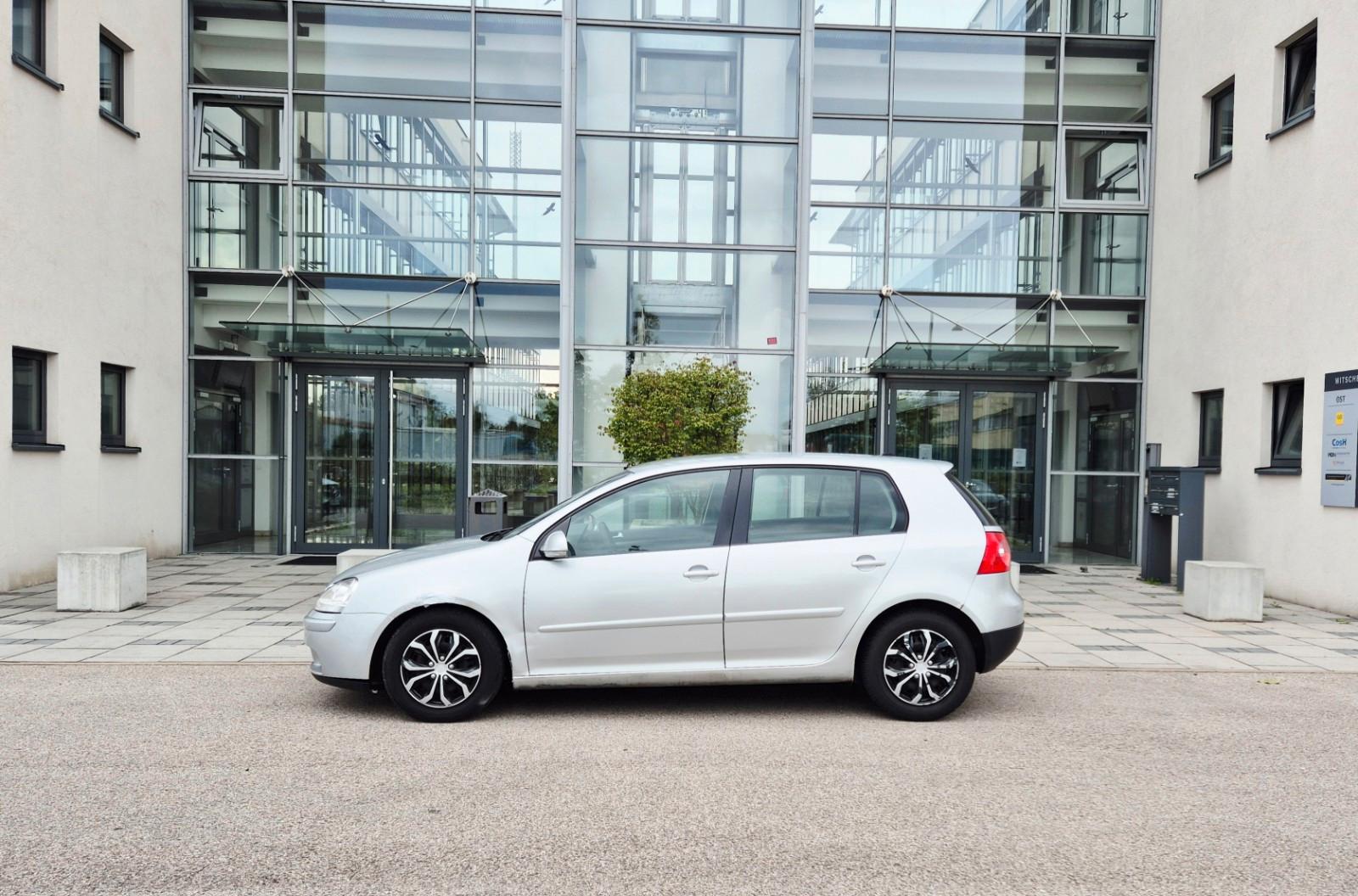 Volkswagen Golf 1.9 TDI 66 kW Trendline Navi Tempo