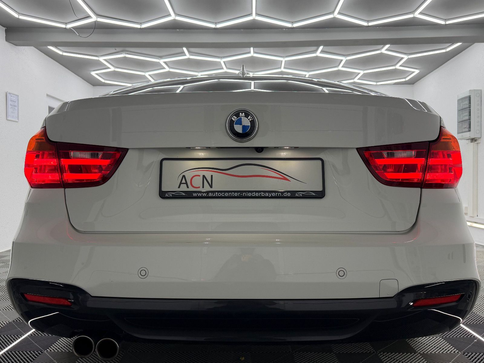 Fahrzeugabbildung BMW 335 d GT xDrive M SPORT/360*/MEMORY/PANO/HuD/ACC