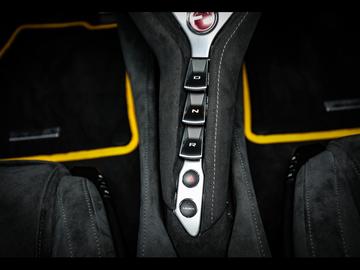 2022 Mclaren 720S — миниатюра 14