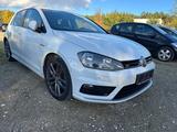 Volkswagen Golf VII Lim. 1.4 TFSI Cup R-Line - Volkswagen Golf: TFSI