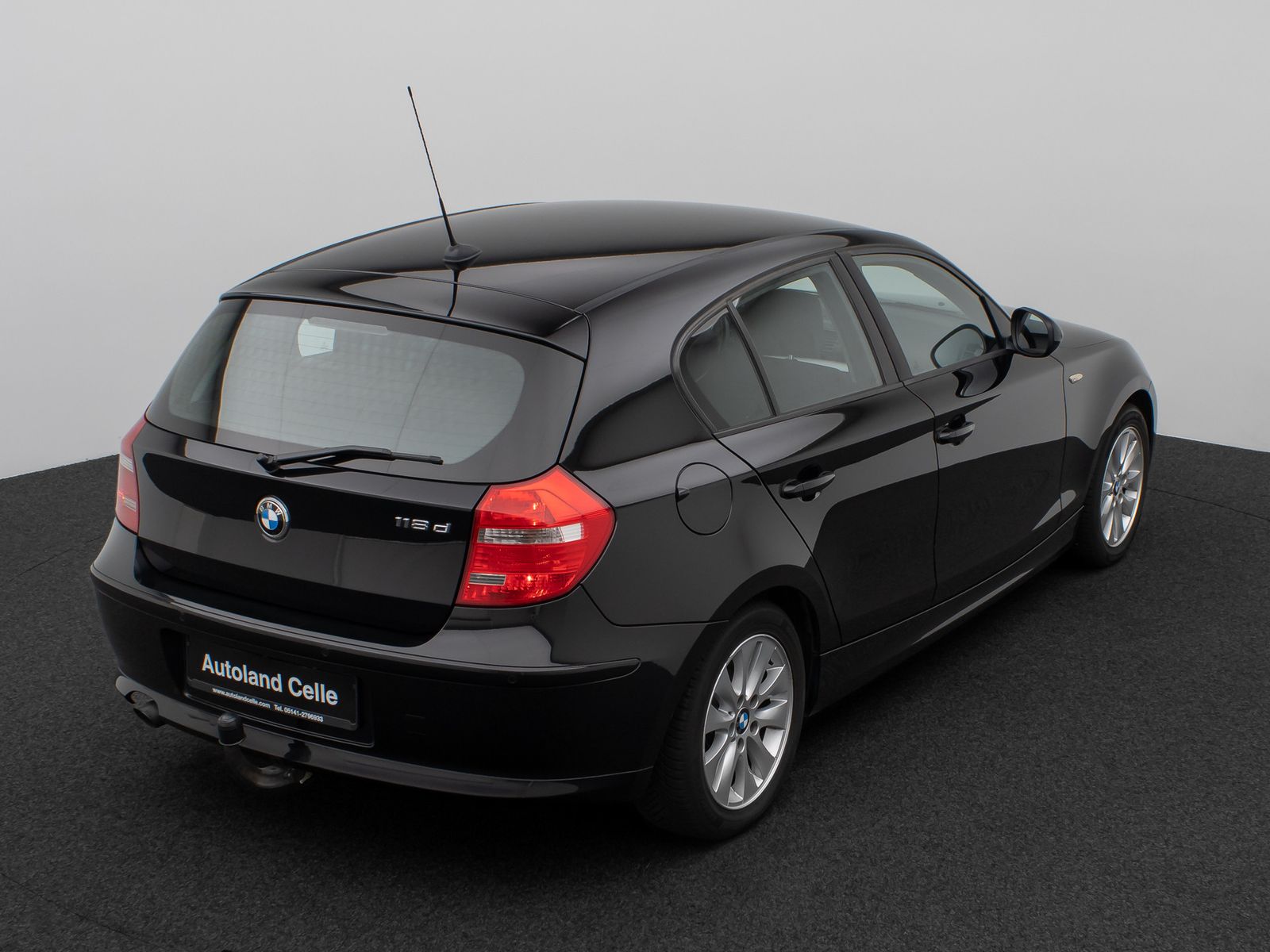 Fahrzeugabbildung BMW 118d  Advantage Sitzheizung AHK PDC Nebelscheinw