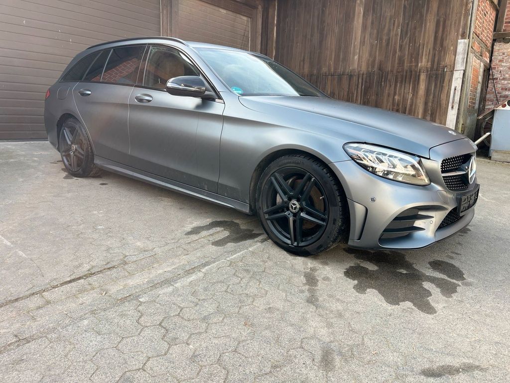 Image of Mercedes-Benz C 220