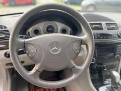 Fahrzeugabbildung Mercedes-Benz E 220 E 220 CDI Avantgarde Rentnerfahrzeug