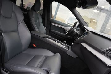 Volvo XC90 - 9