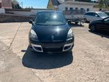 Renault Senice - Renault: Senic