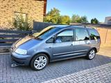 Volkswagen Sharan 2.0 TDI mit 6-Sitzen - Volkswagen Sharan: V6