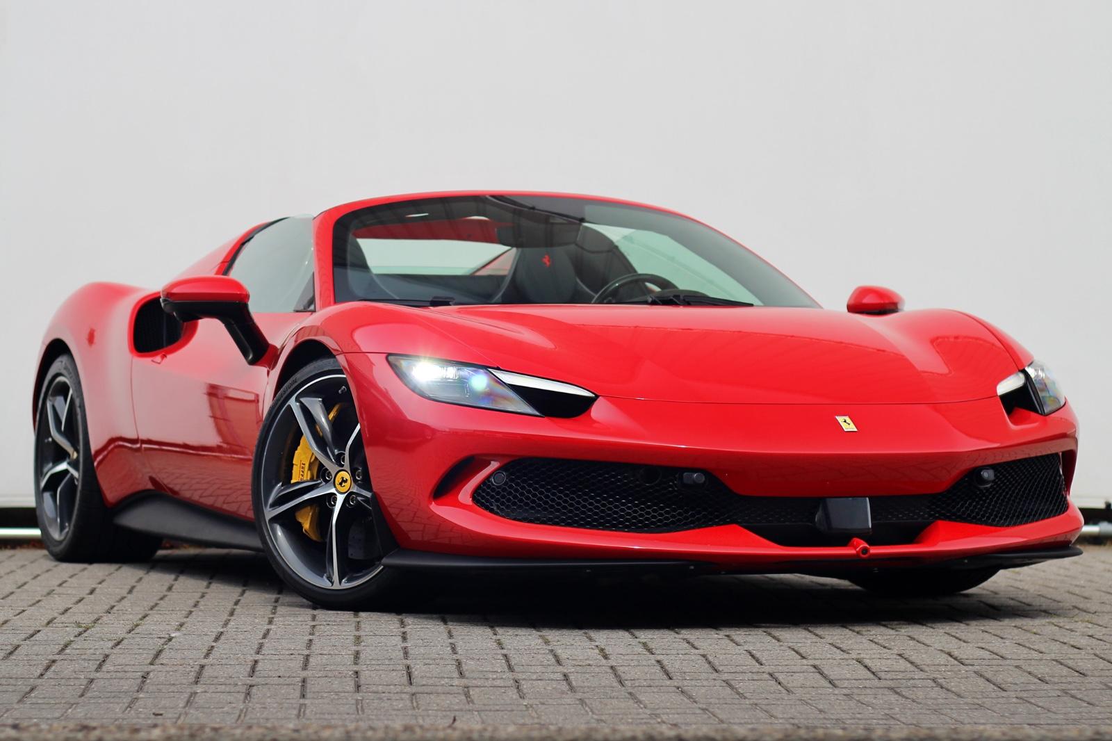 Ferrari 296 GTS | NEW | Daytona | Lift