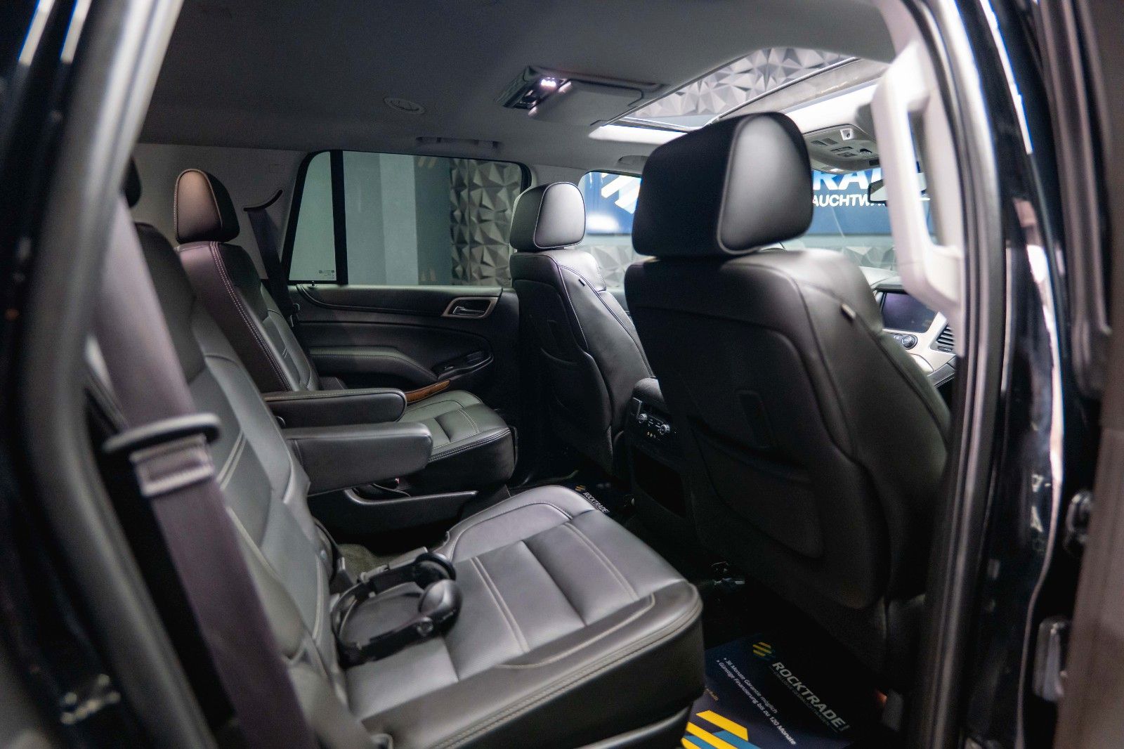 Fahrzeugabbildung GMC Yukon 6.2 V8 DENALI 4x4 LED *Unfallfrei*TV*ACC*