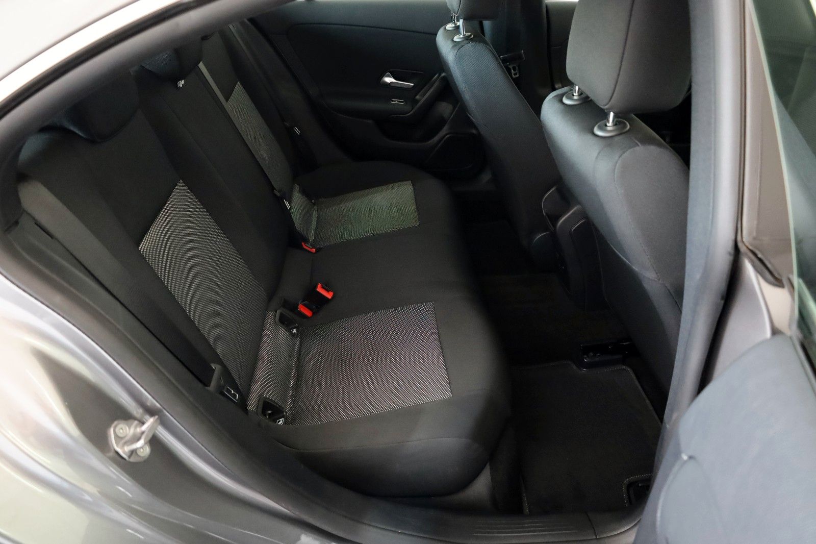Fahrzeugabbildung Mercedes-Benz CLA 200 Coupè, Navi, LED, SH, Kamera, Widescreen
