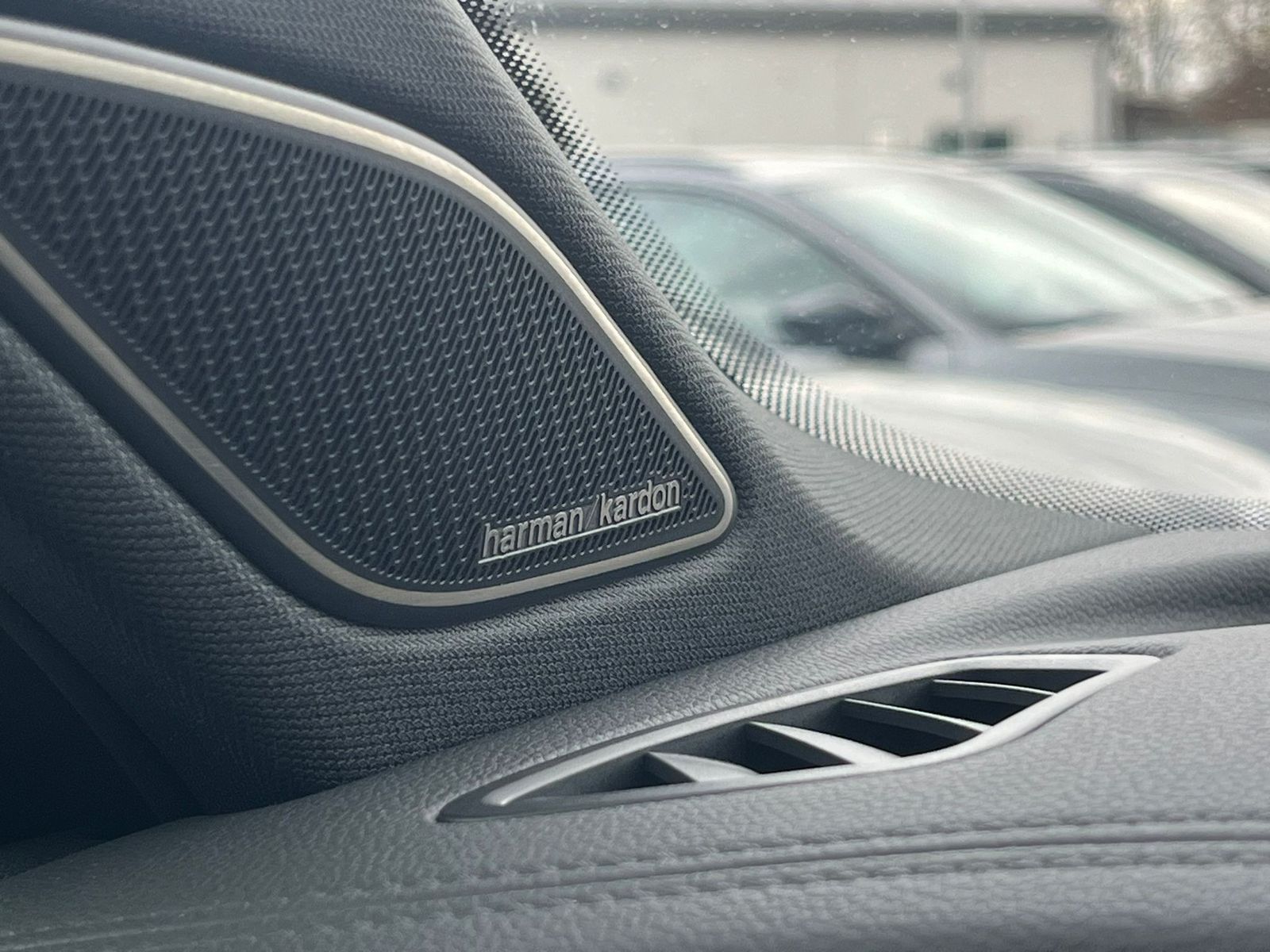 Изображение автомобиля Volkswagen Tayron 2.0 TDI 4M R-Line BLACK*7Si*MATRIX*PANO