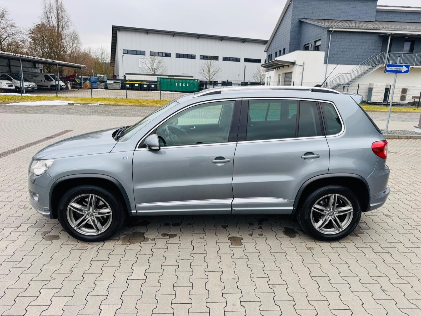 Volkswagen Tiguan R-Line  4Motion AHK AUT