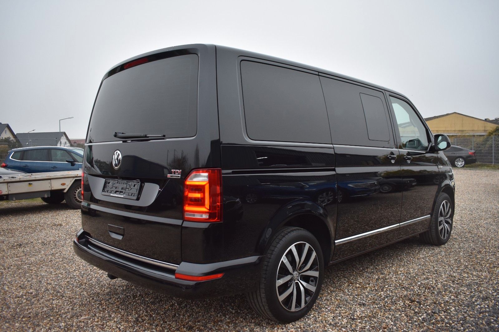 Fahrzeugabbildung Volkswagen T6 Multivan Highline 4Motion DYNAUDIO 1 Hand ACC