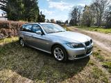 BMW Touring BMW E91 318i TÜV 04.27 wenig km Te... - BMW 318 aus 2009: Kombi