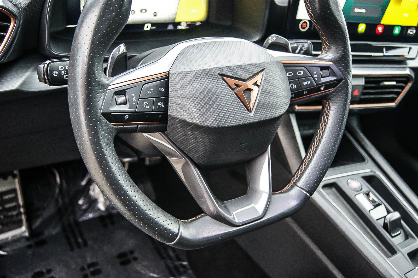 Fahrzeugabbildung CUPRA Leon Sportstourer e-HYBRID VIRTUAL ACC XL 1HAND