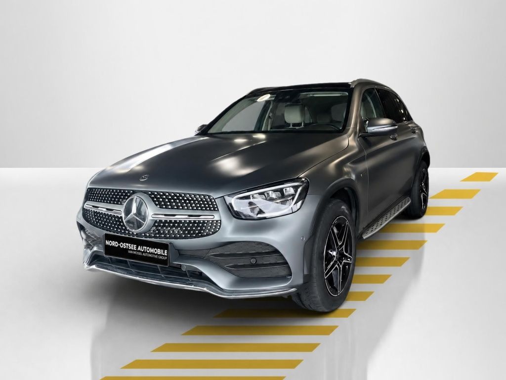 Mercedes-Benz GLC 300 e 4M AMG KAMERA PANO TOTWINKEL SHZ LED imagem 2