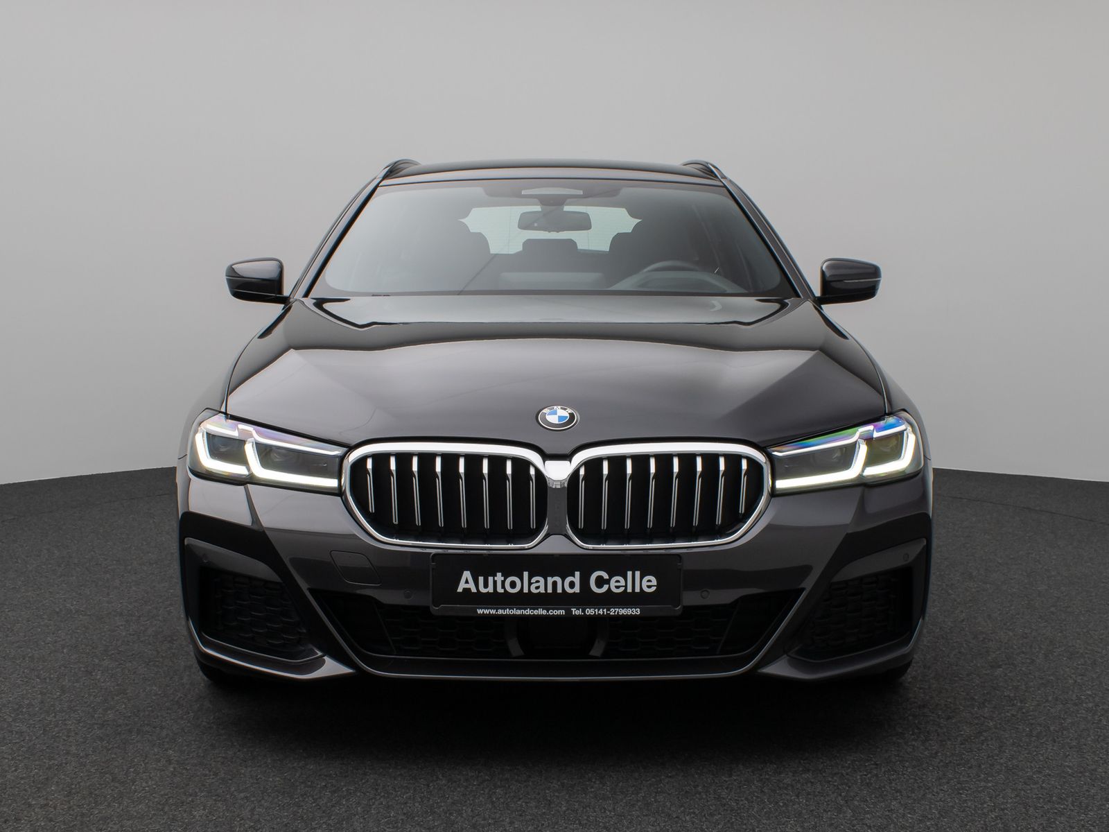 Fahrzeugabbildung BMW 530d xD M Sport Laser Kamera HUD DAB H/K Komfort