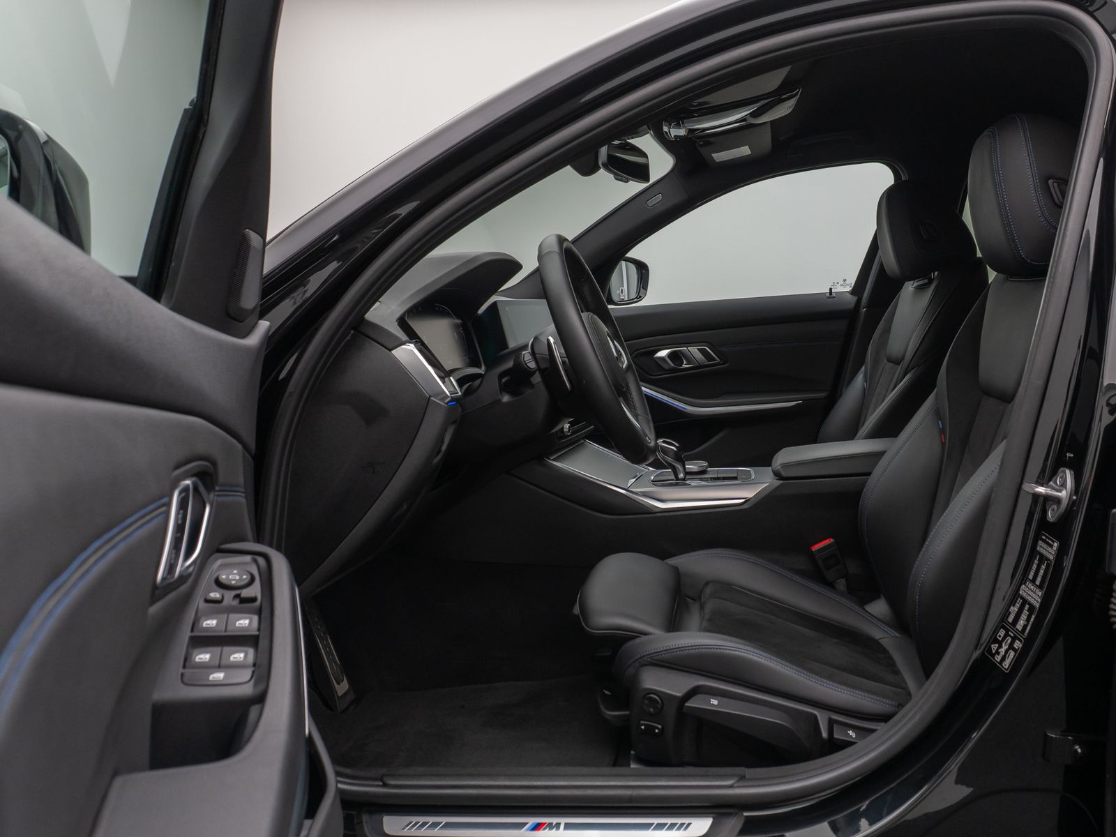 Fahrzeugabbildung BMW 330i xD M Sport Kamer DAB HiFi Stop&Go Alarm 19"