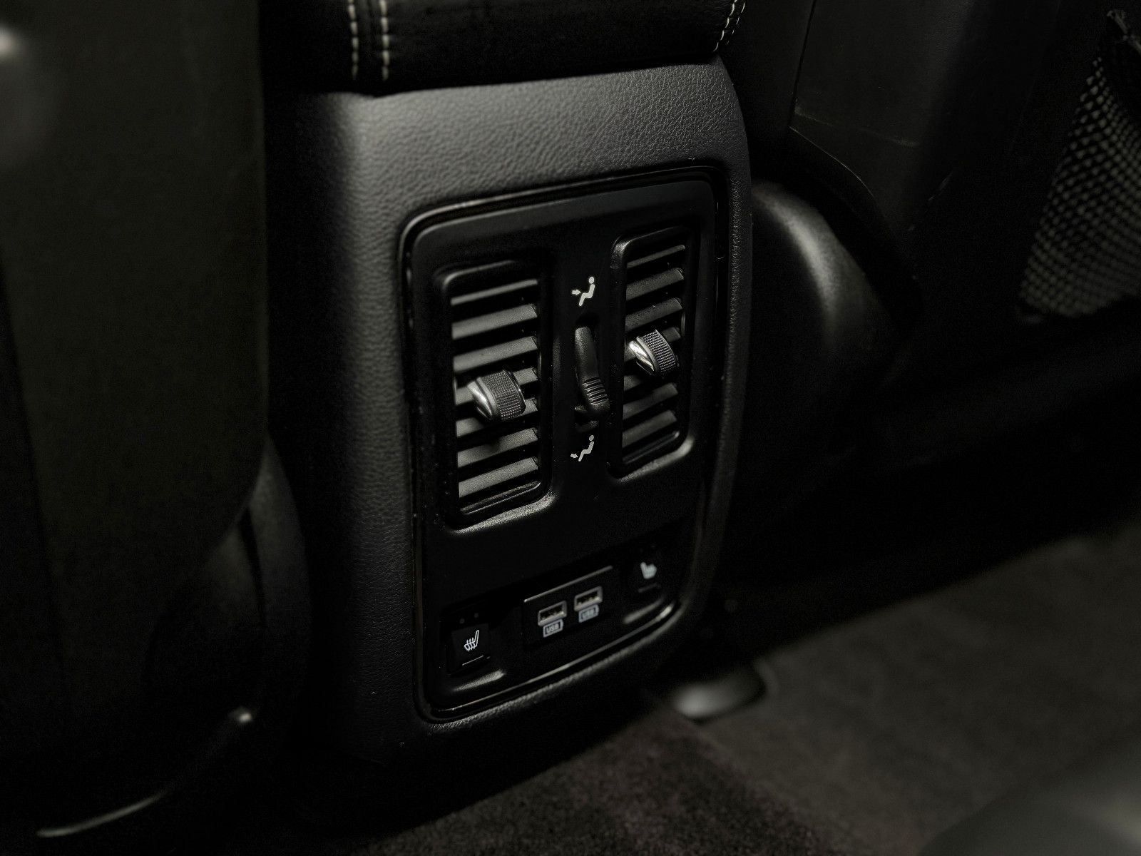 Fahrzeugabbildung Jeep Grand Cherokee 6.4 V8 HEMI SRT|H&K|D-FZG|