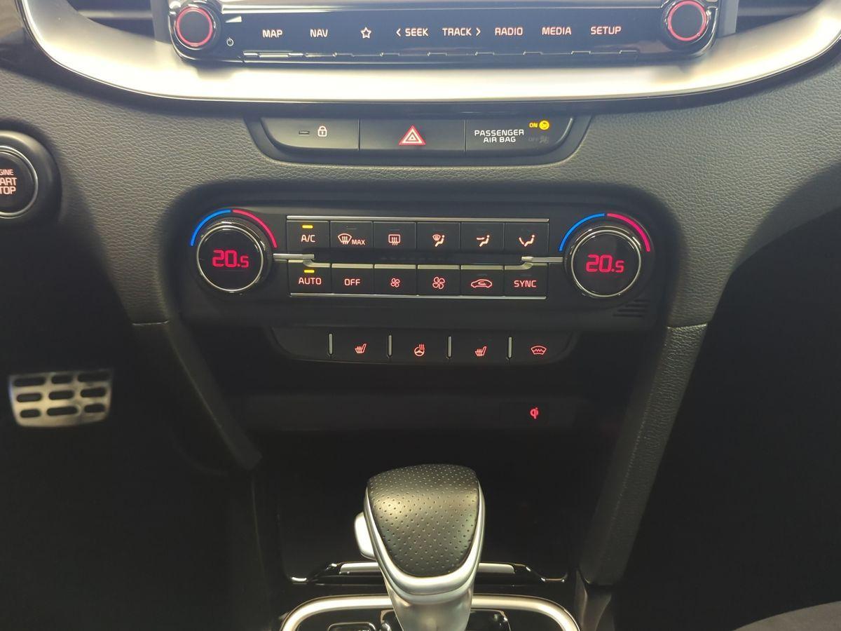 Kia PROCEED 1.6T GT NAVI+LED+KAMERA+CARPLAY+SITHEIZU