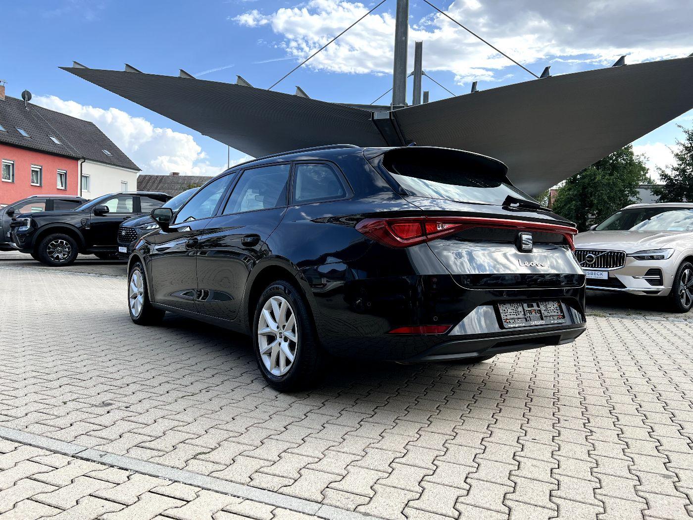 SEAT Leon Sportstourer 2.0 TDI Style *LED Navi Park*, миниатюра 2