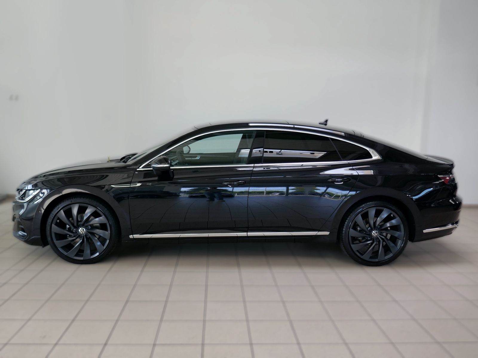 Volkswagen Arteon R-Line 2.0 TDI 4MOTION DSG LED AHK foto 3